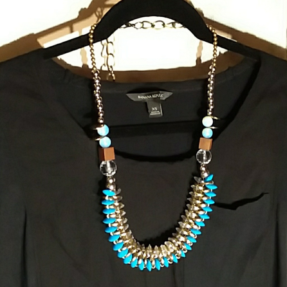 BUNDLE 5 FOR $20 Anthropologie adjustable necklace